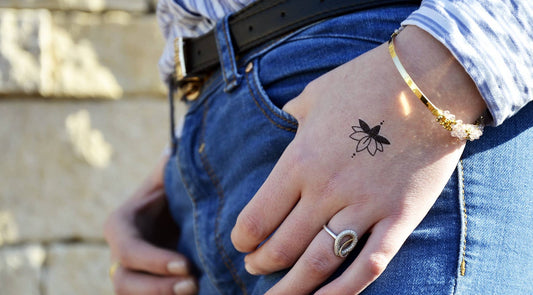 Tatouage Ephémère à Encre d'origine naturelle : Lotus noir - Pack de 5 tatouages