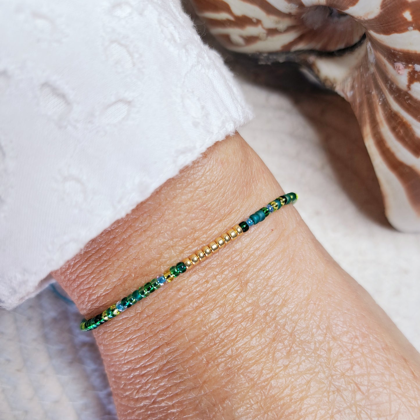 Bracelet VARUA – Perles Miyuki & Touche dorée