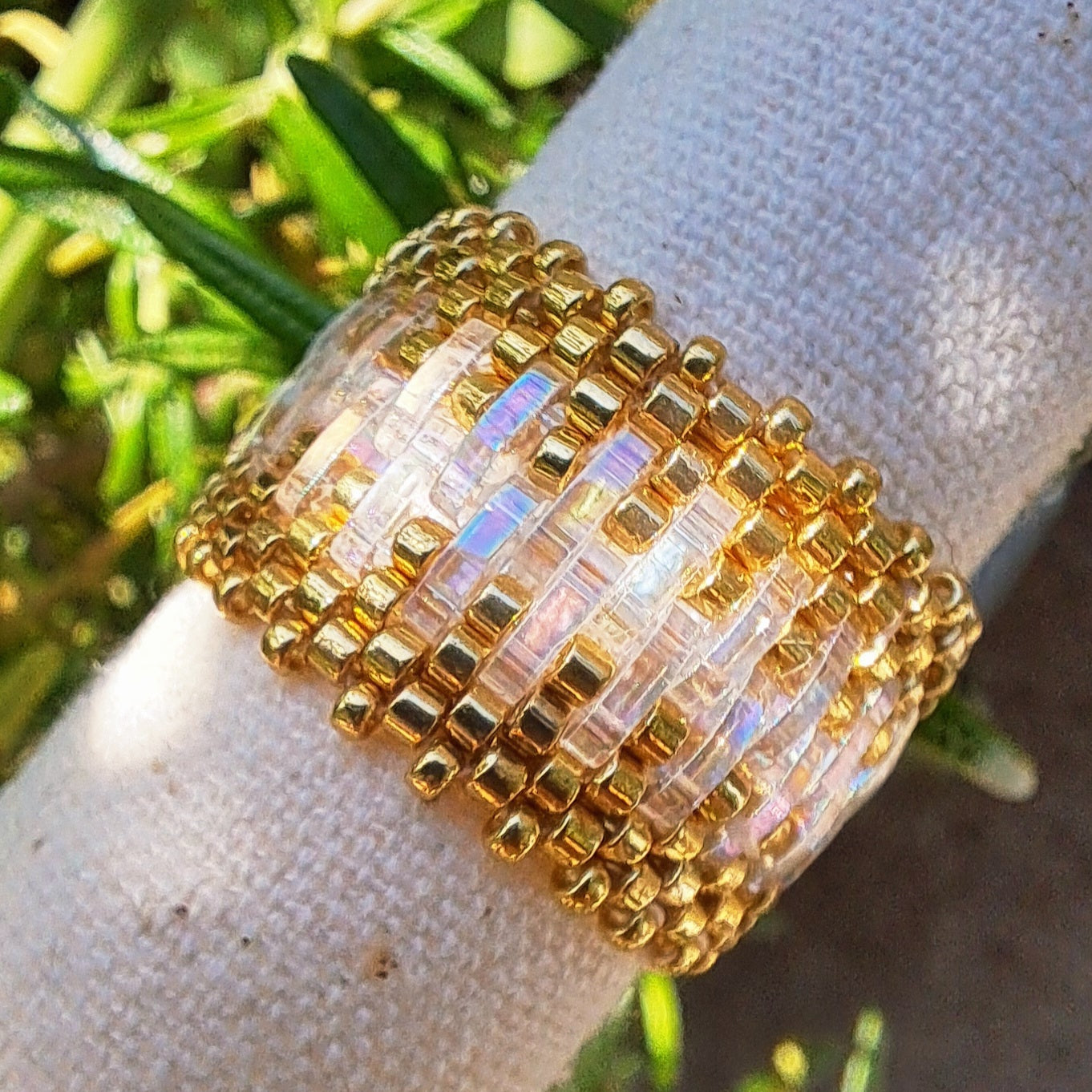 Bague tissée Oyartza – Élégance perlée