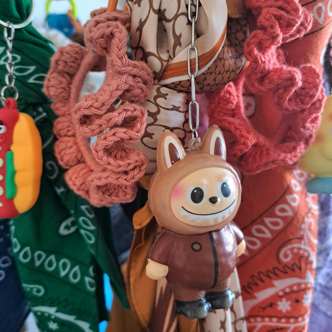 Bijou de Sac – Gri-Gri Unique avec Foulard & Chouchou Crochet