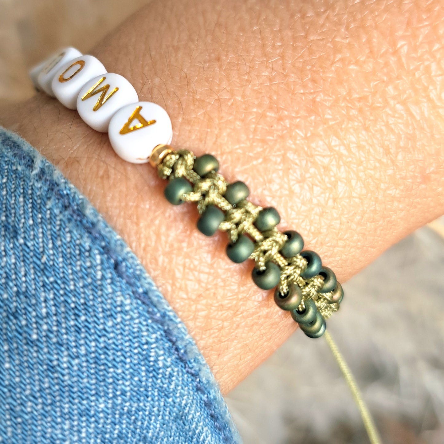 Bracelet Mantra Coloré – Mots & Énergie des couleurs