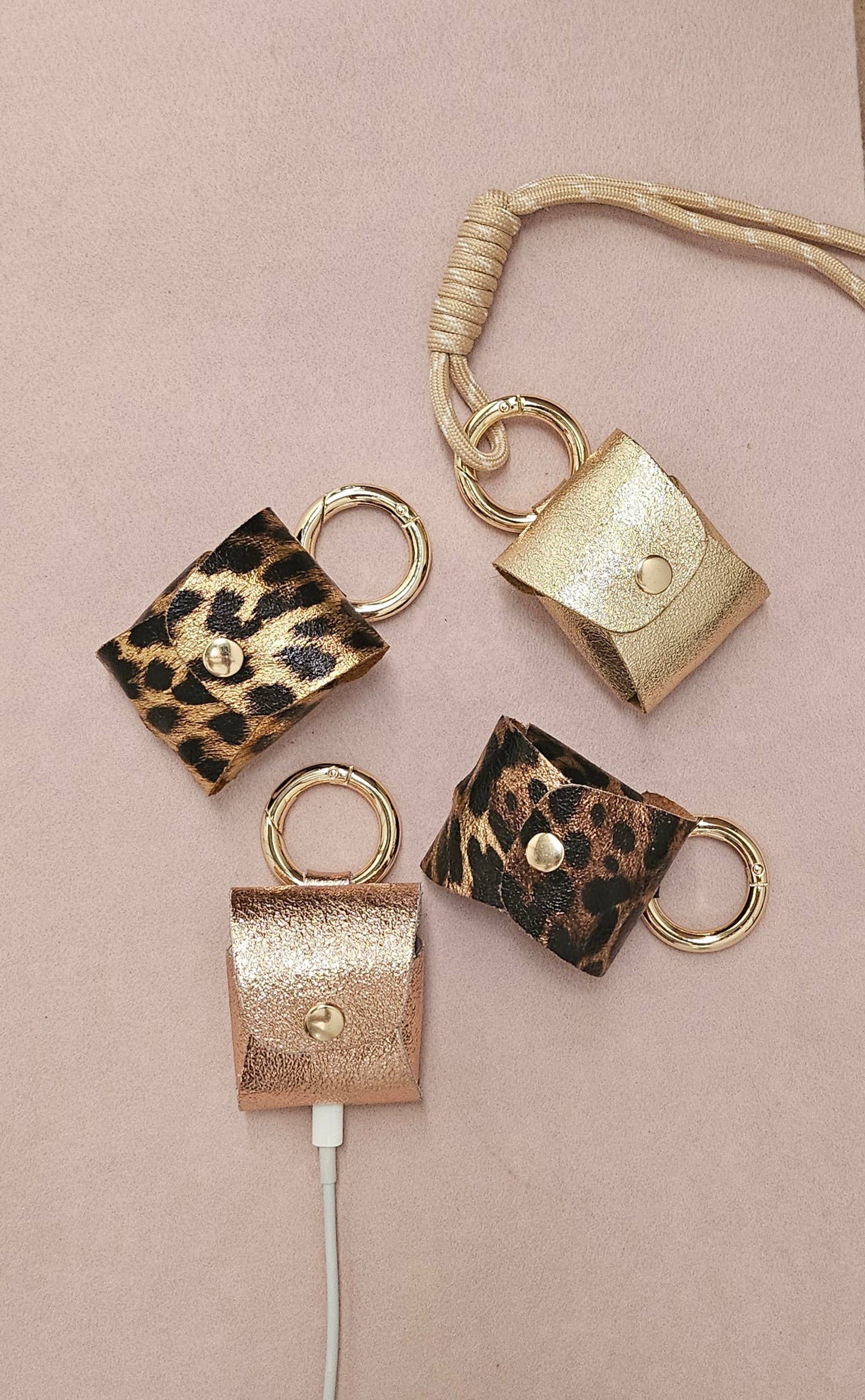Porte écouteur cuir, grigri de sac
