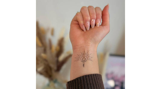 Tatouage Ephémère à Encre d'origine naturelle : Le demi-soleil et la lune - Pack de 5 tatouages