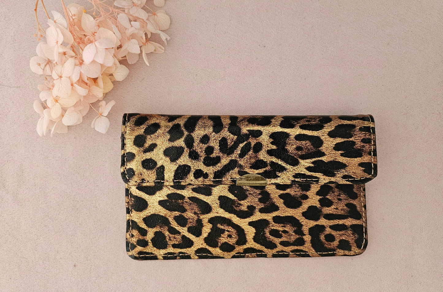 ✨ Porte-monnaie compact en cuir – Multipoches & Élégance