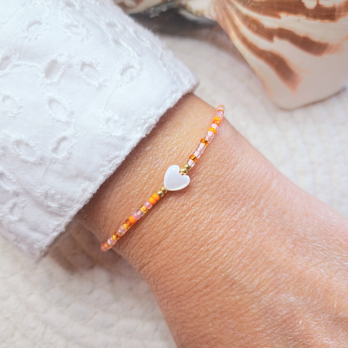 Bracelet BIHOTZA – Perles Miyuki & Cœur en Coquillage