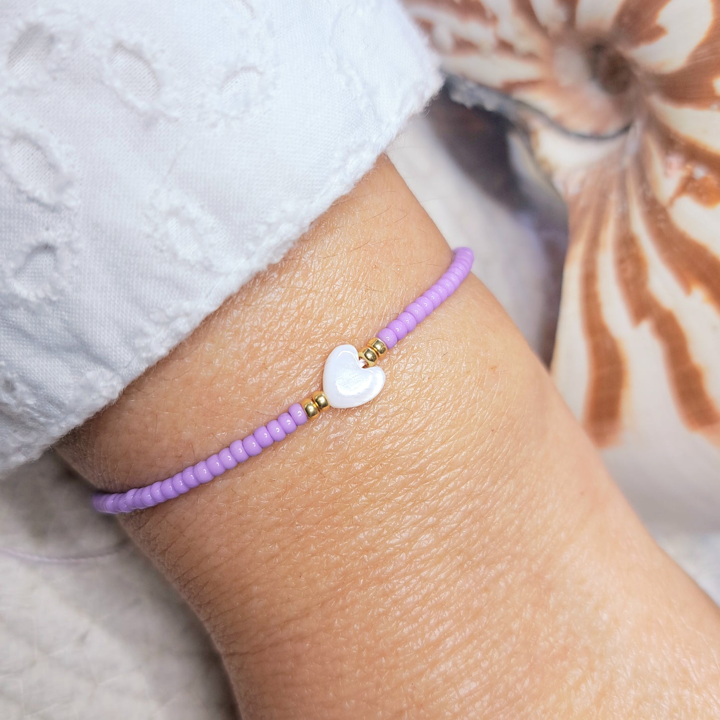 Bracelet BIHOTZA – Perles Miyuki & Cœur en Coquillage