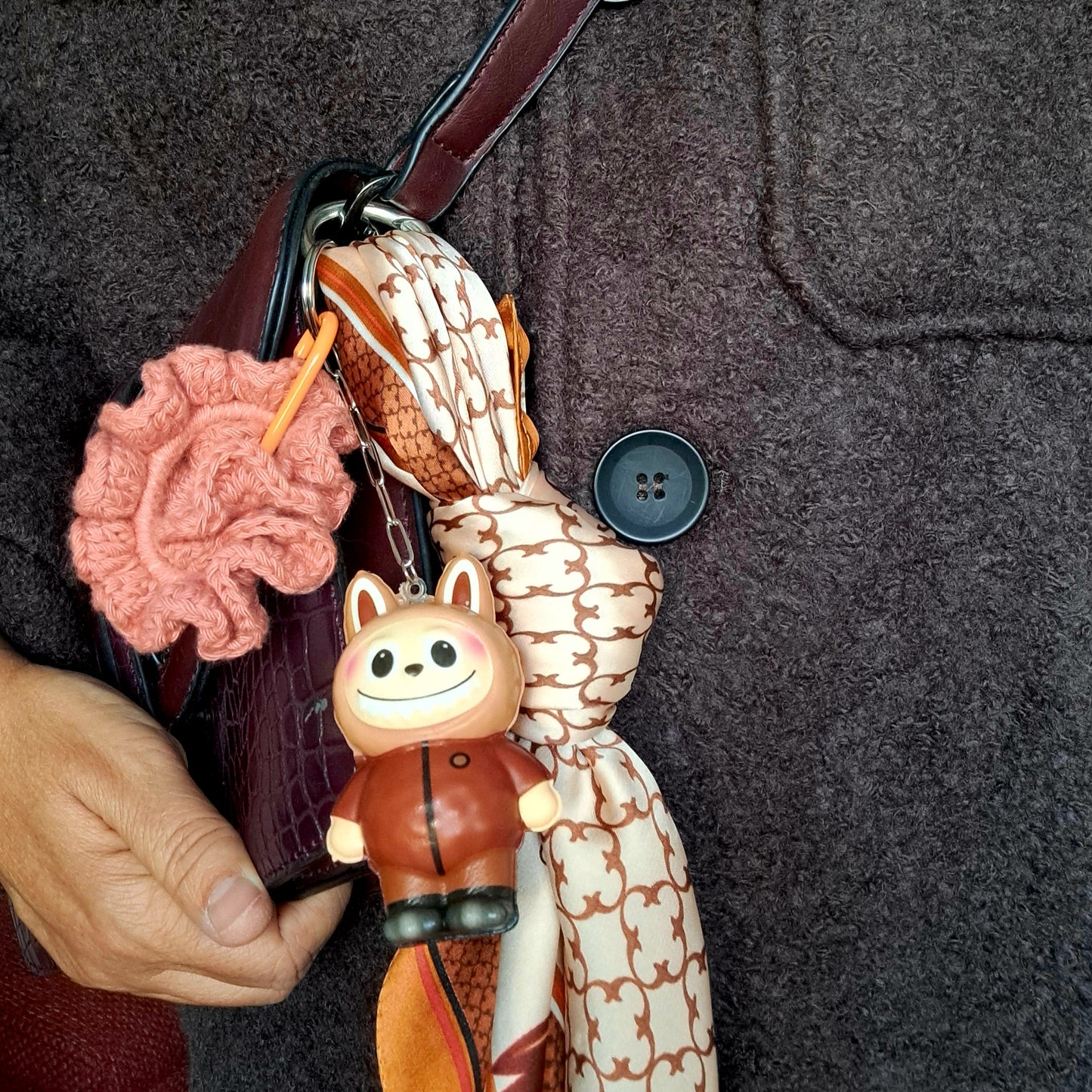 Bijou de Sac – Gri-Gri Unique avec Foulard & Chouchou Crochet