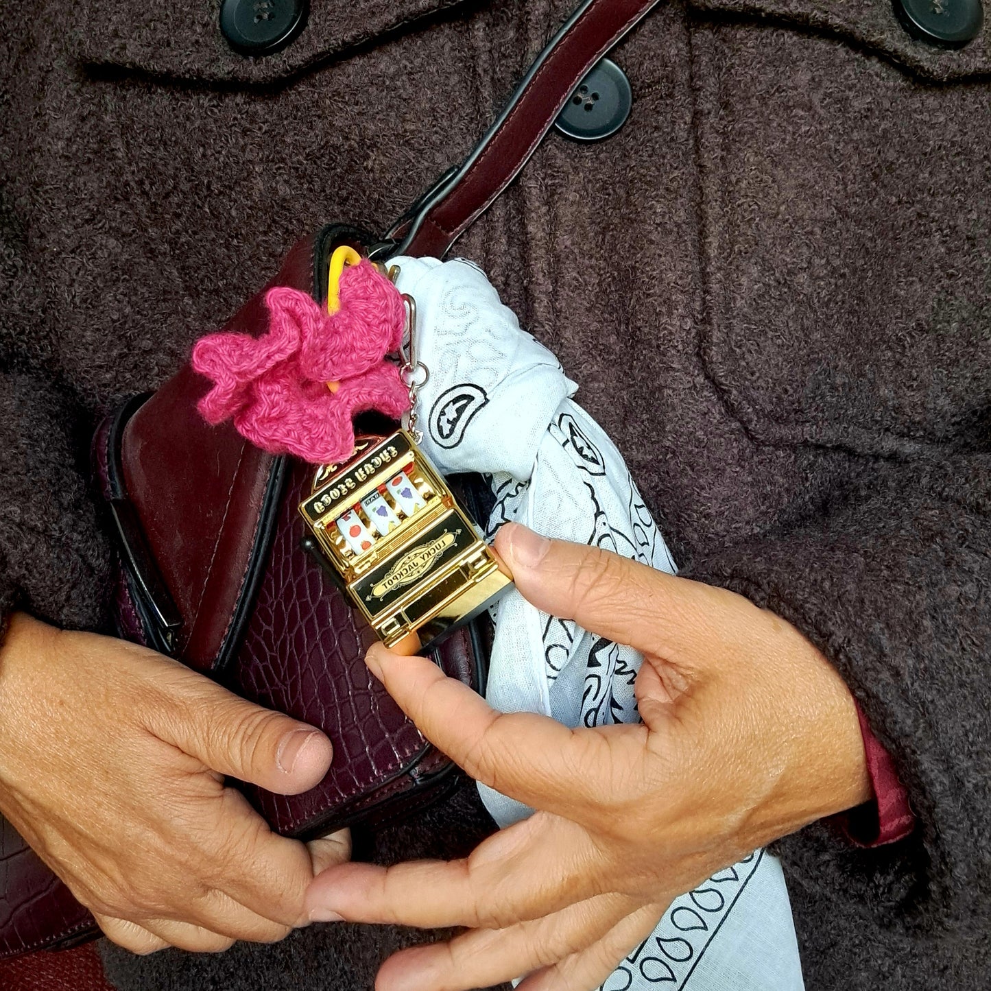 Bijou de Sac – Gri-Gri Unique avec Foulard & Chouchou Crochet