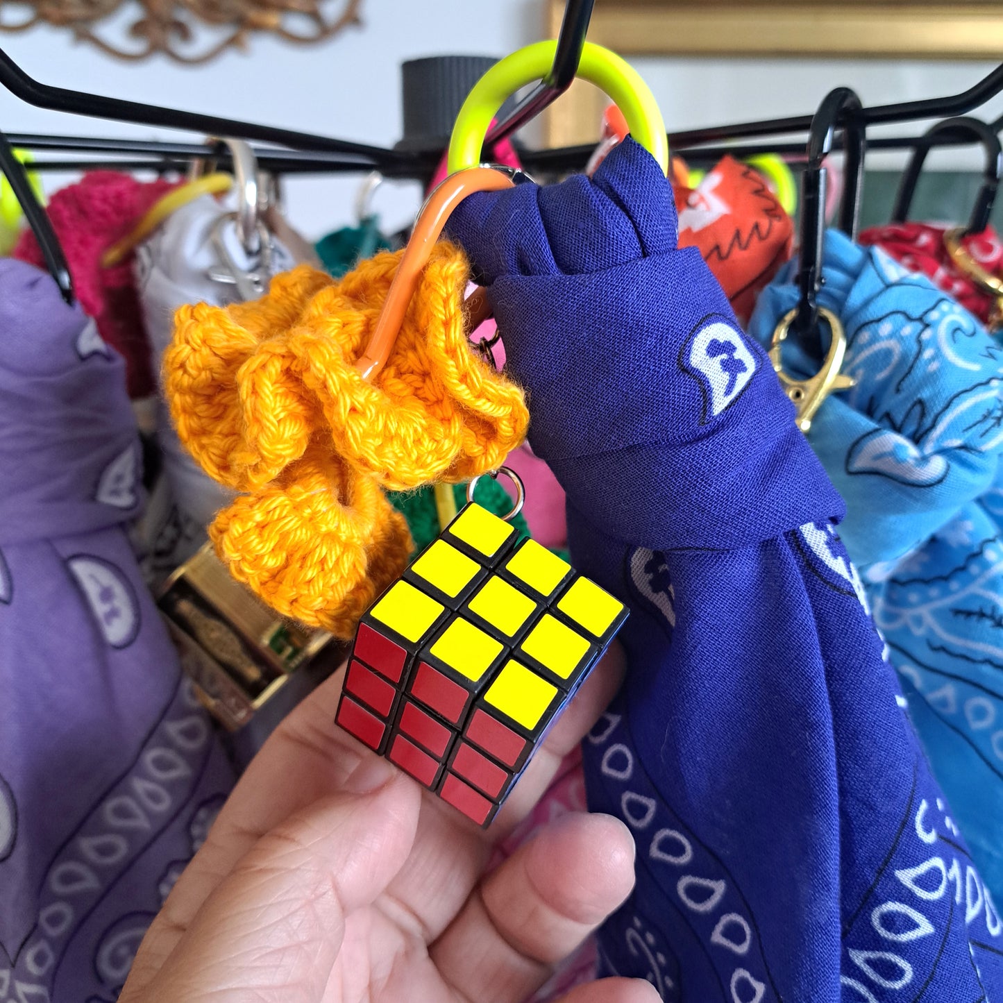 Bijou de Sac – Gri-Gri Unique avec Foulard & Chouchou Crochet