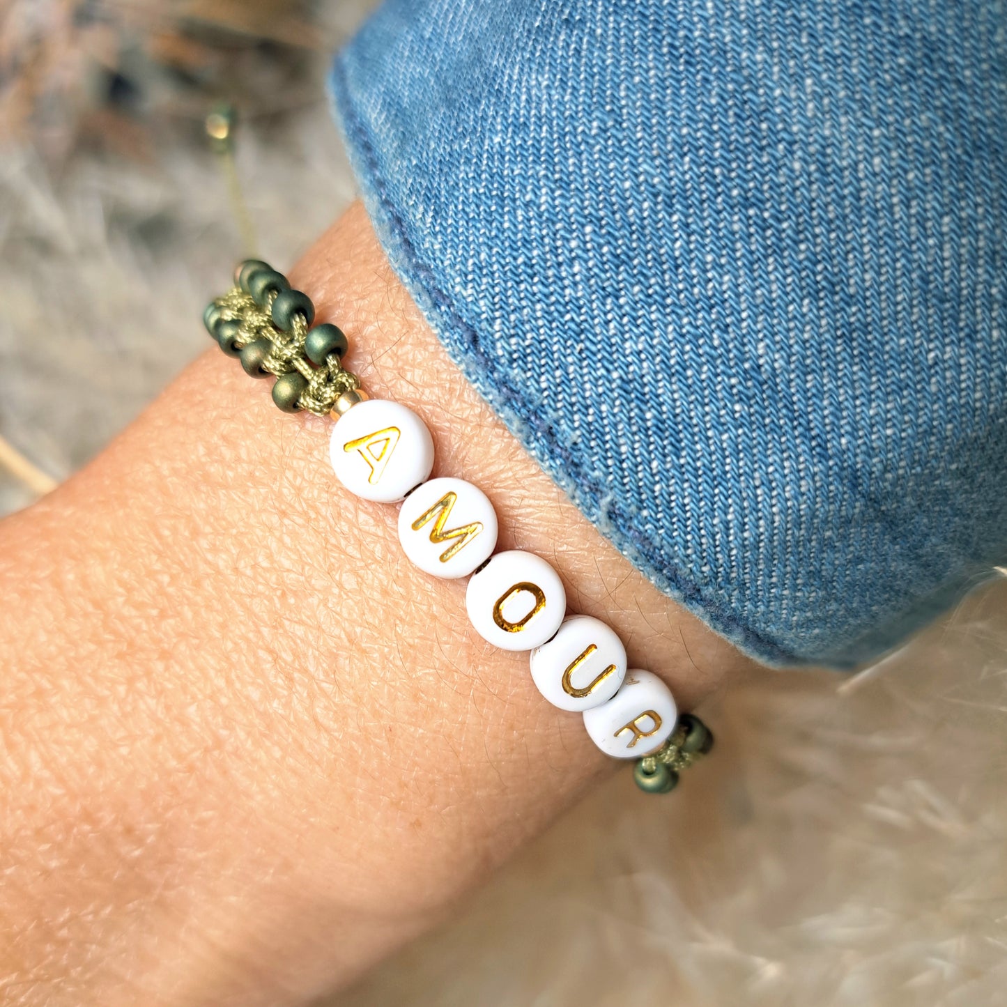 Bracelet Mantra Coloré – Mots & Énergie des couleurs