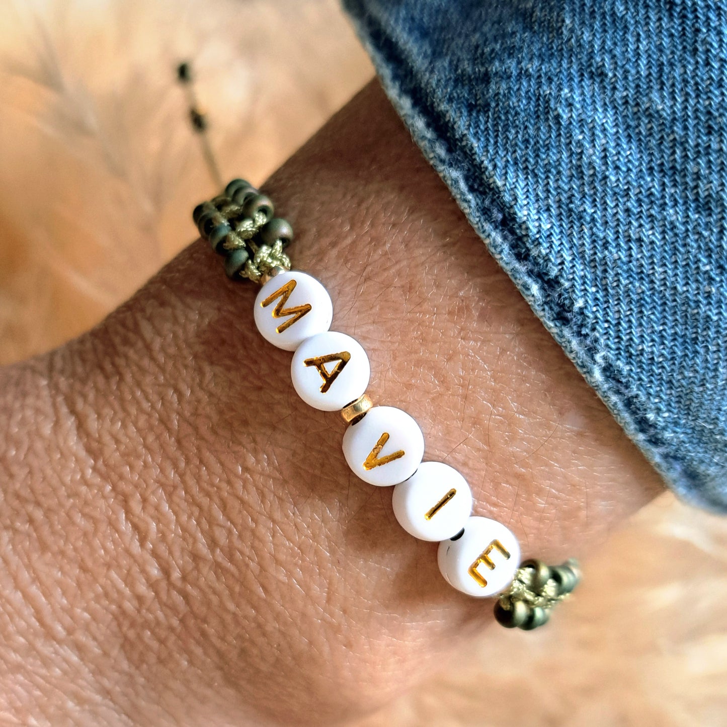 Bracelet Mantra Coloré – Mots & Énergie des couleurs